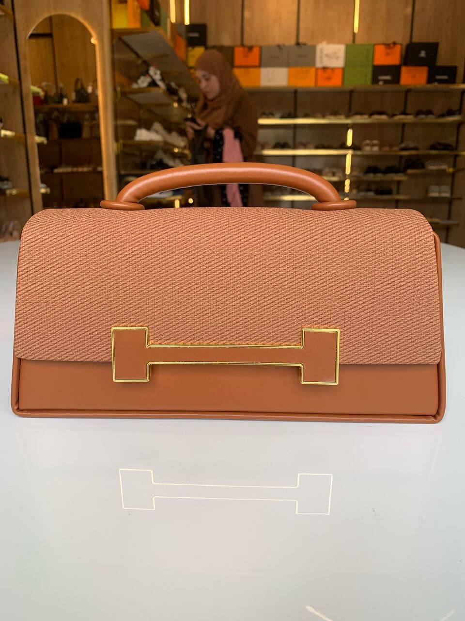 Petit sac à main – Raffinement en cuir véritable de qualité | Réf. : SAC-H69025