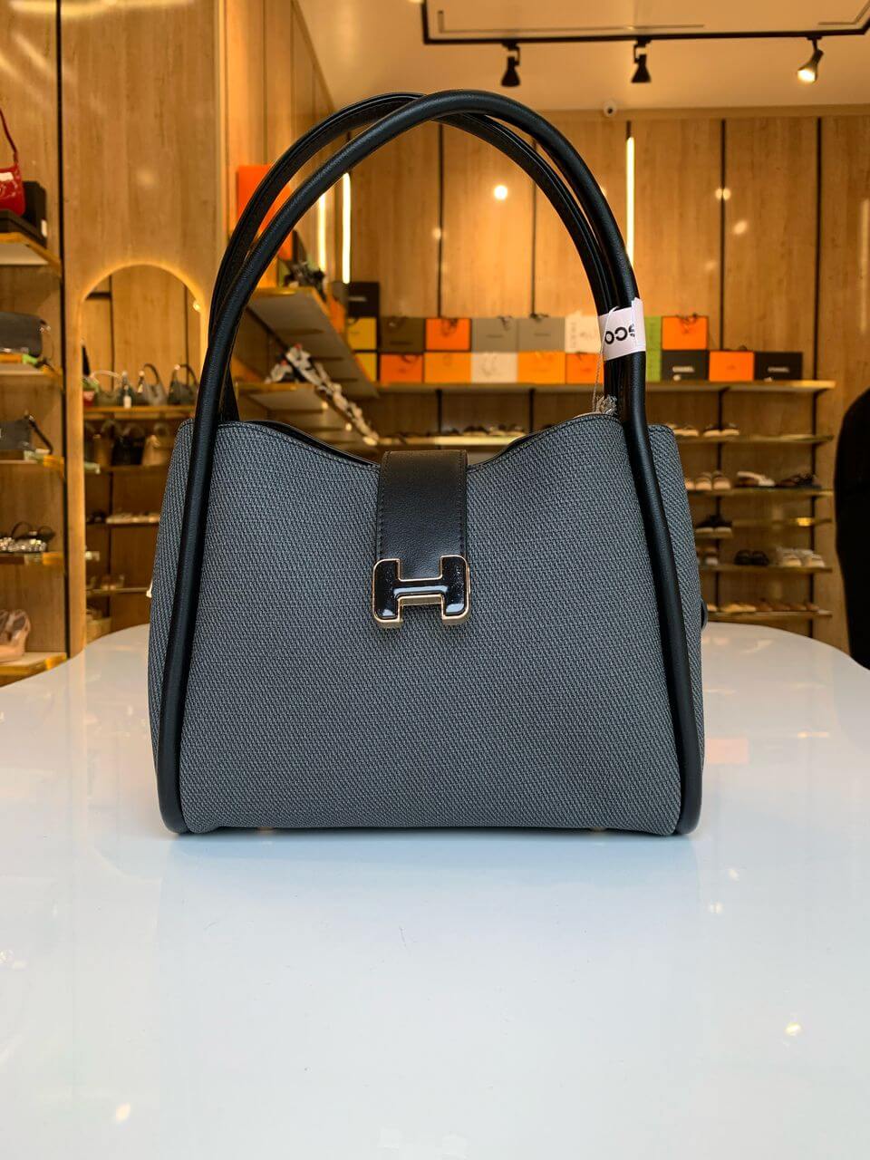 Sac à main BAGCO – Élégance quotidienne en cuir marron & noir | Réf. : SAC-5084