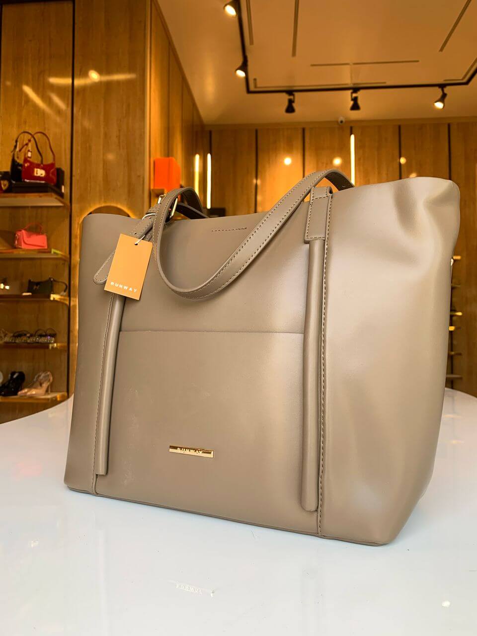 Sac cabas RUNWAY – Élégance quotidienne en cuir véritable | Réf. : SAC-KC30243